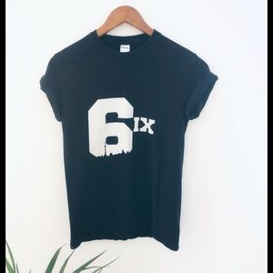 Graphic T-Shirt 6IX Toronto black medium